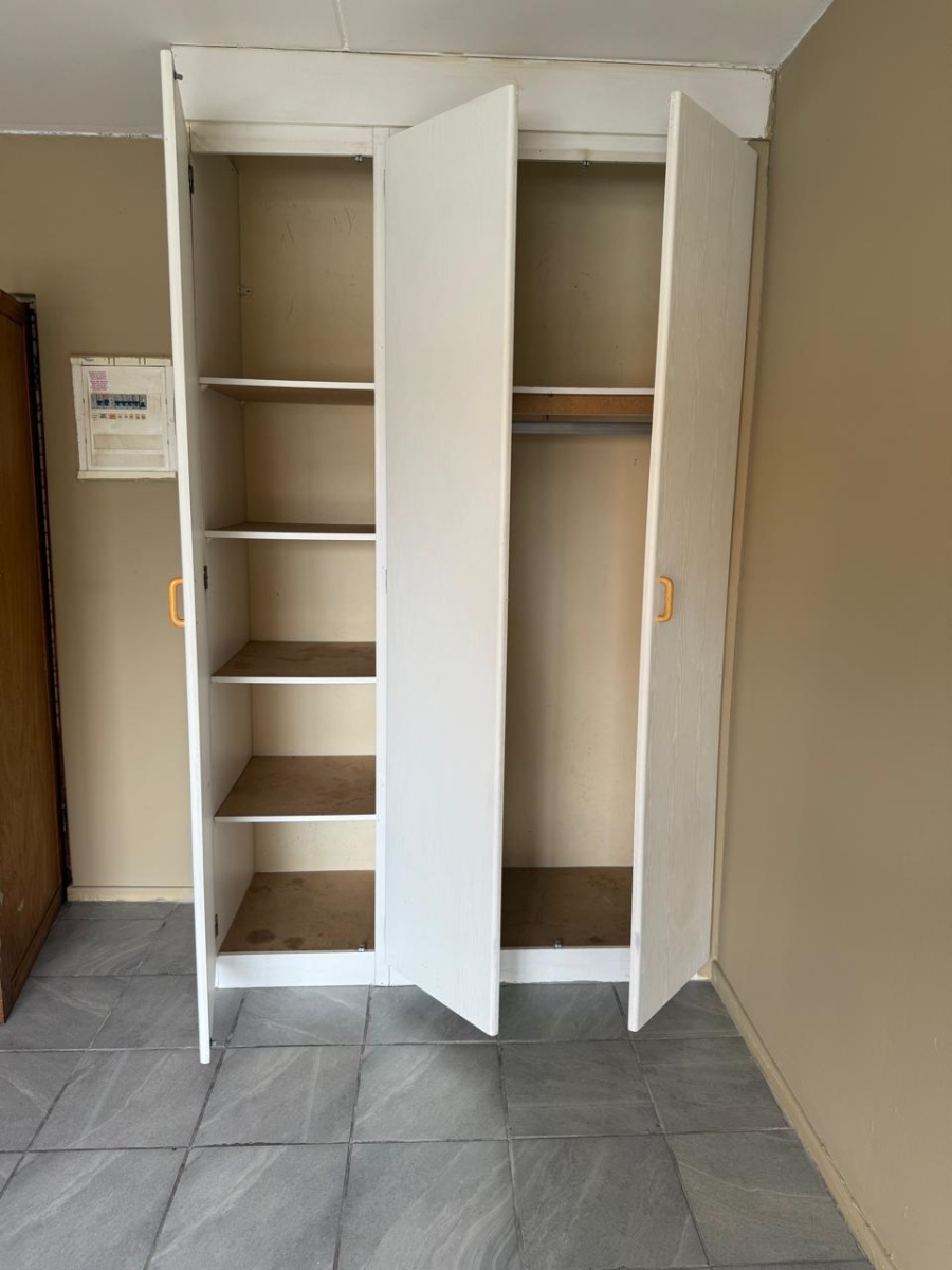 To Let 0 Bedroom Property for Rent in Kannoniers Park North West